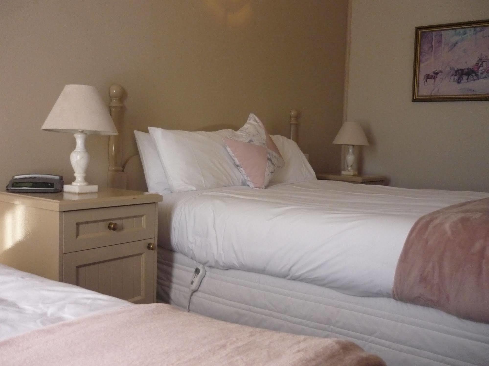 Heritage Motor Inn Гоулбёрн Экстерьер фото