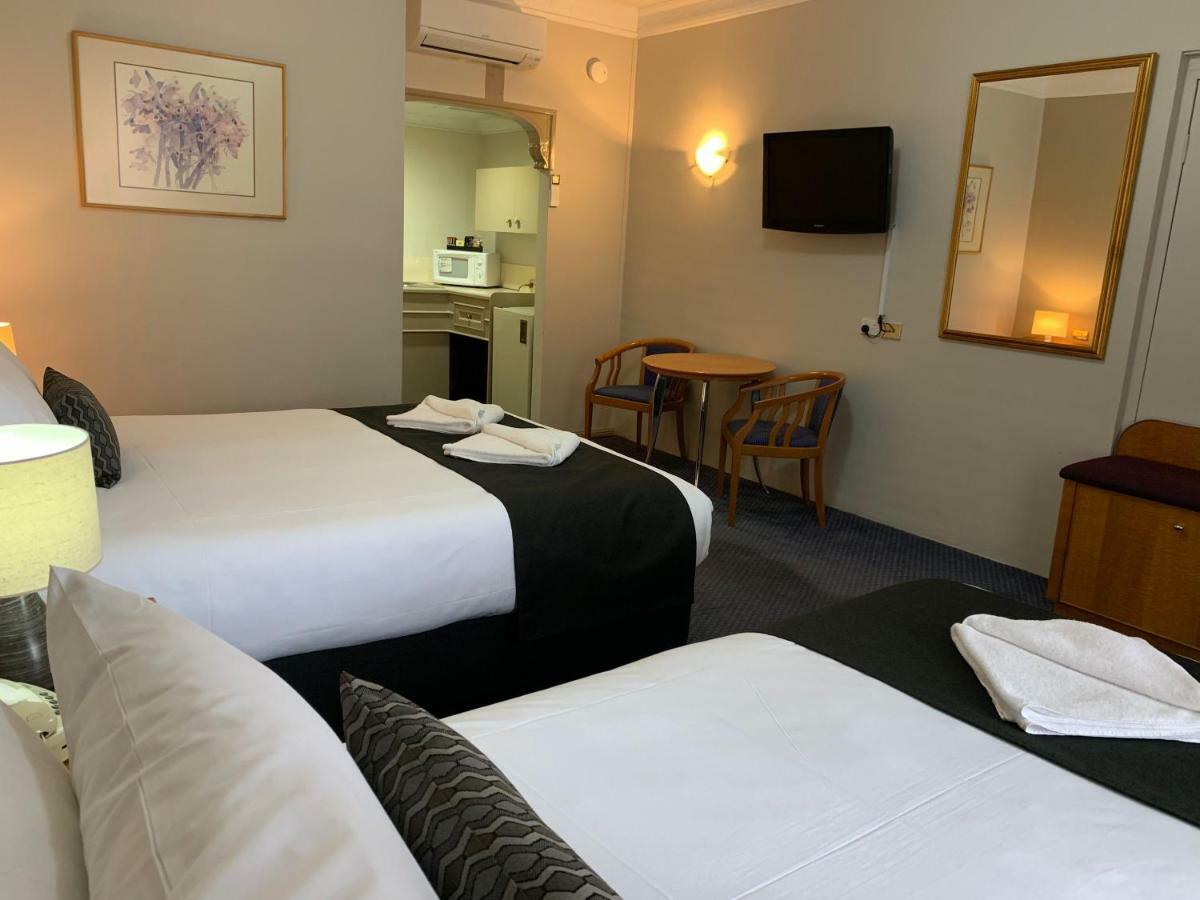 Heritage Motor Inn Гоулбёрн Экстерьер фото